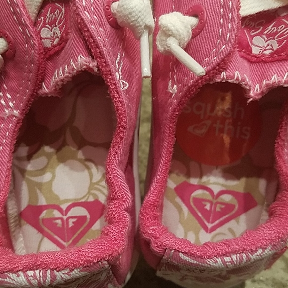 Roxy Slip on Sneakers - Picture 6 of 9